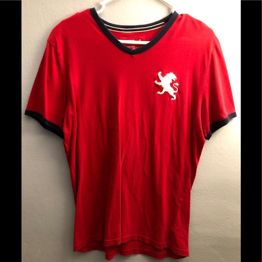 I’m selling a stylish polo shirt from Express!!!